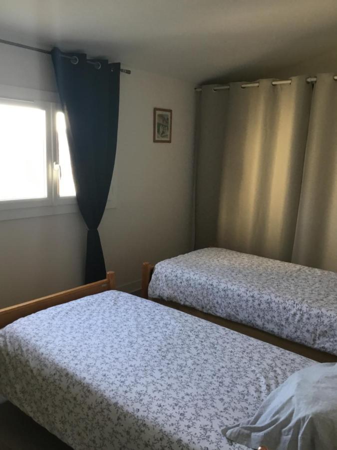 Proche De La Mer Chez L Habitant Royan Esterno foto
